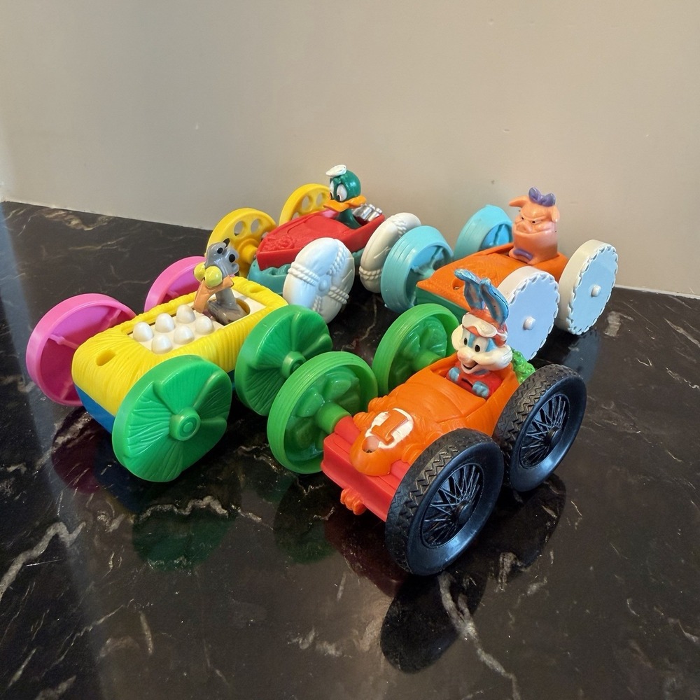 Vintage Looney Tunes Tiny Toon Toons Adventures Figures Cars Toys Lot Of 4